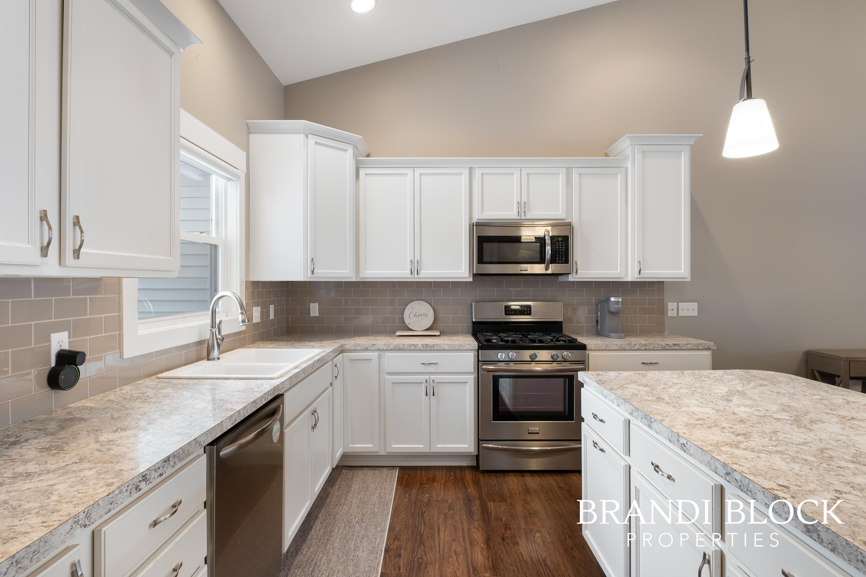 8019 Amber Crest Drive SW