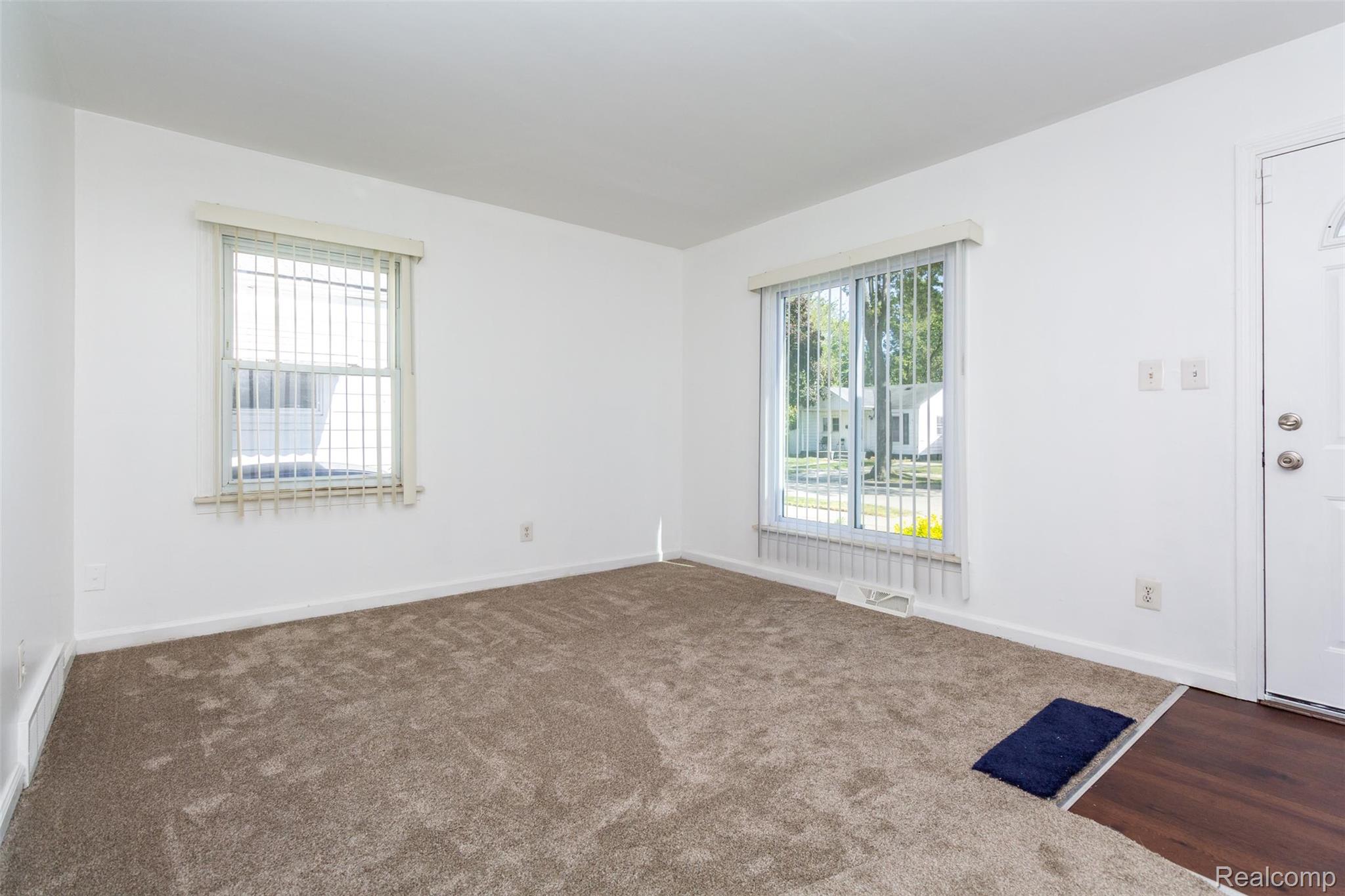 21503 Eastwood