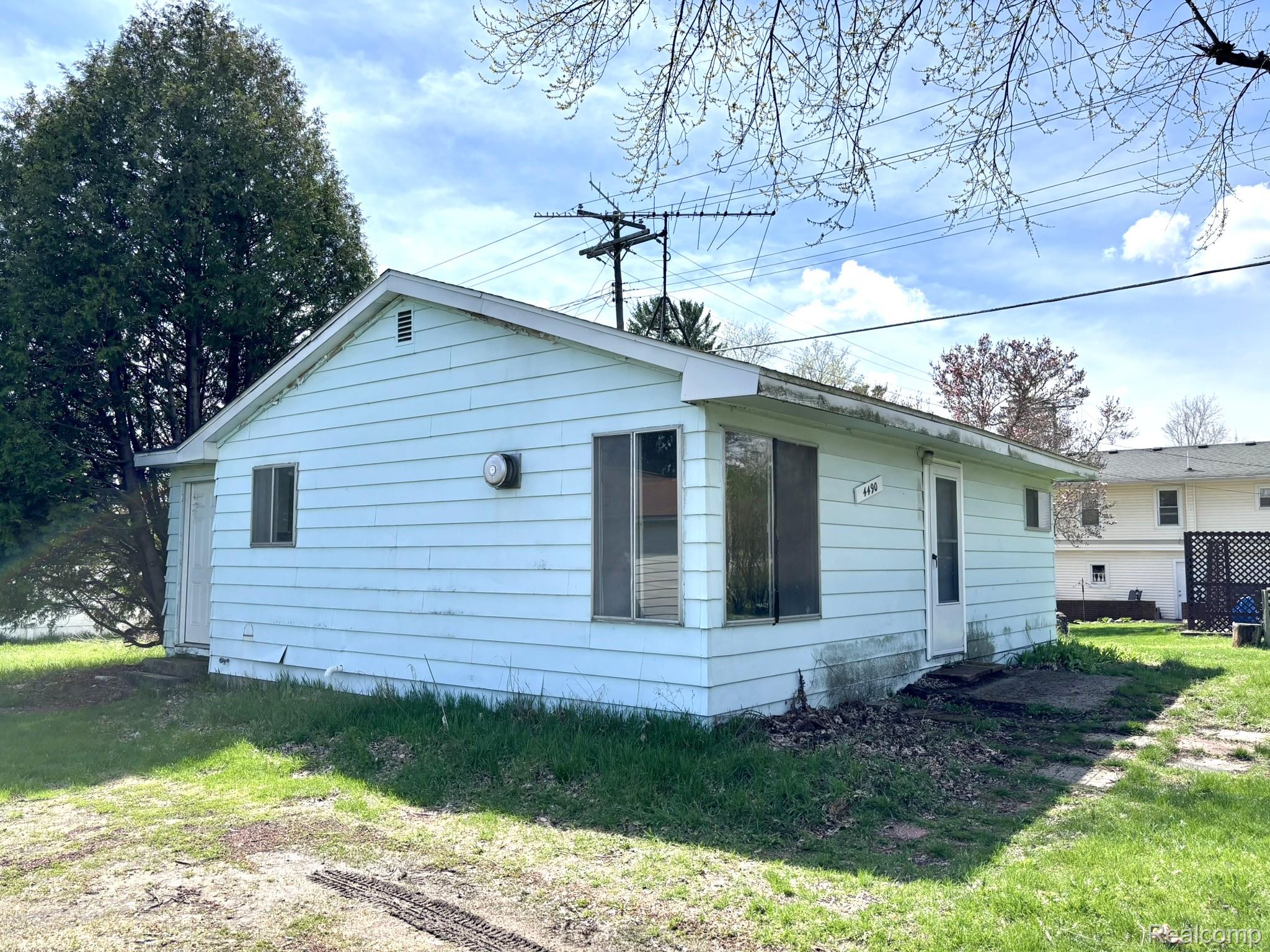 4490 Peppermill Road