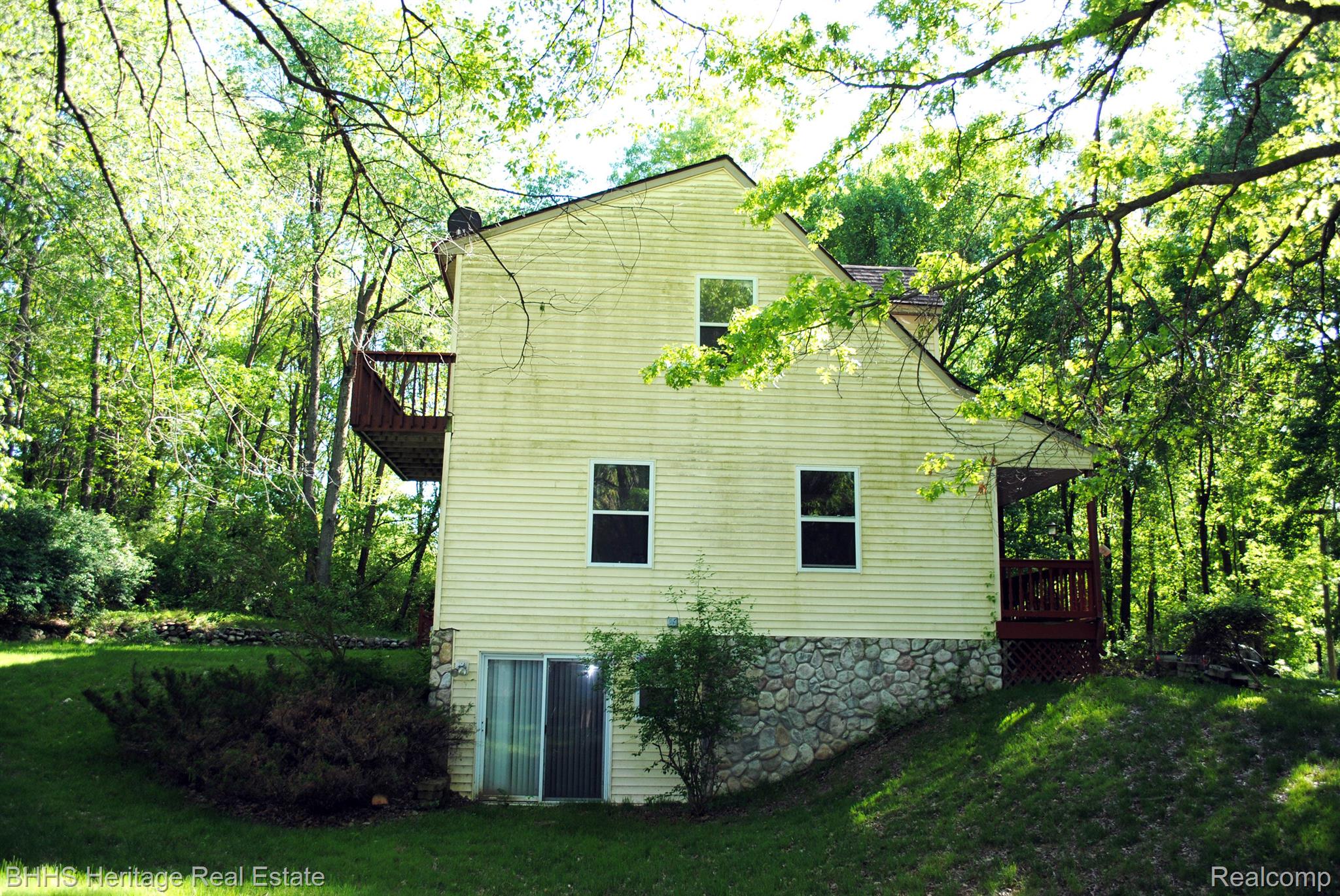 6637 CEDAR LAKE Road