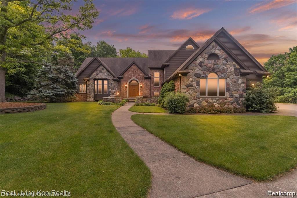 2260 Rock Valley Road