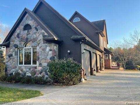 2260 Rock Valley Road