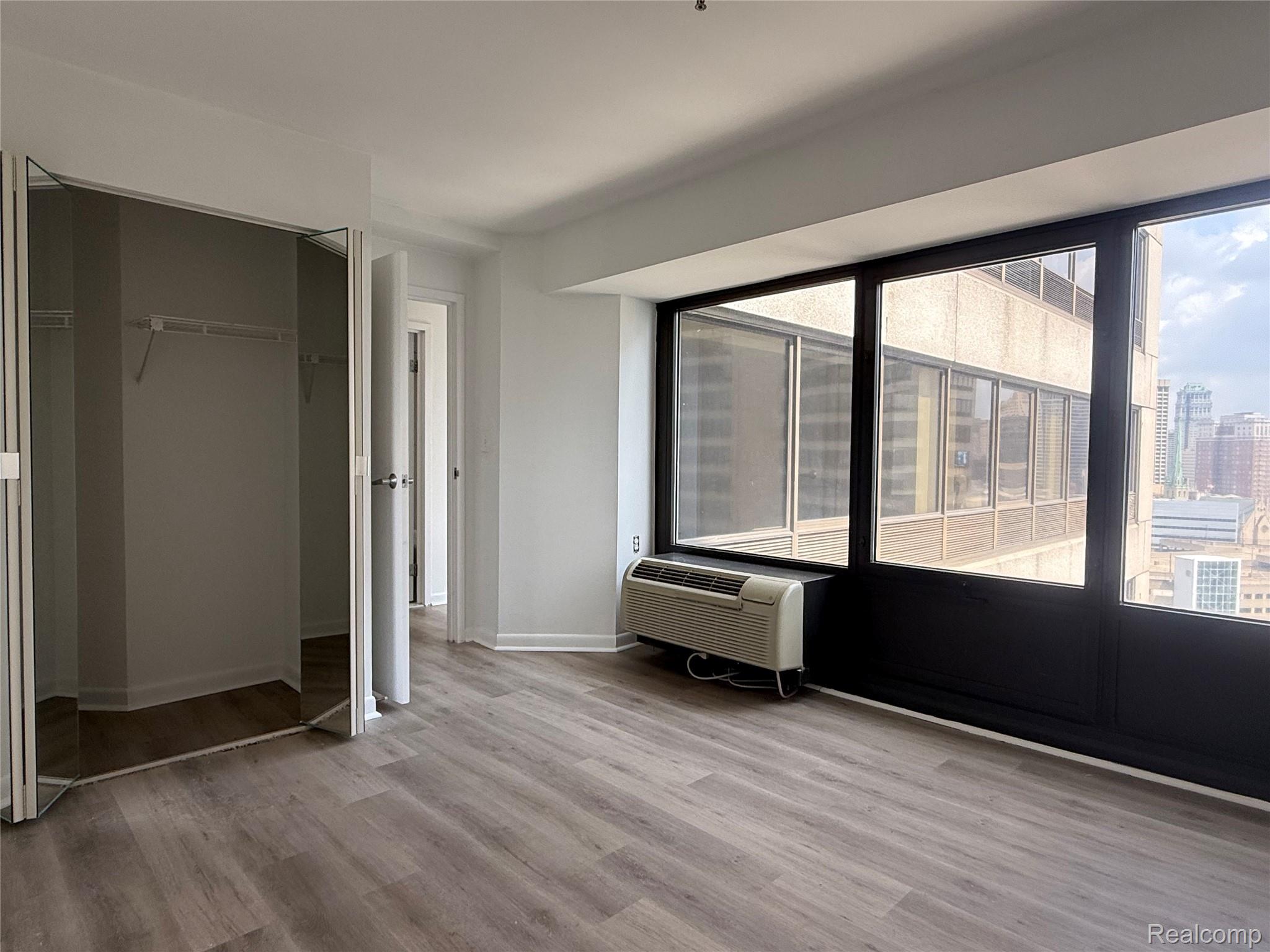 Detroit City, Michigan 48226, United States, 1 Bedroom Bedrooms, ,1 BathroomBathrooms,Residential,Active,189491