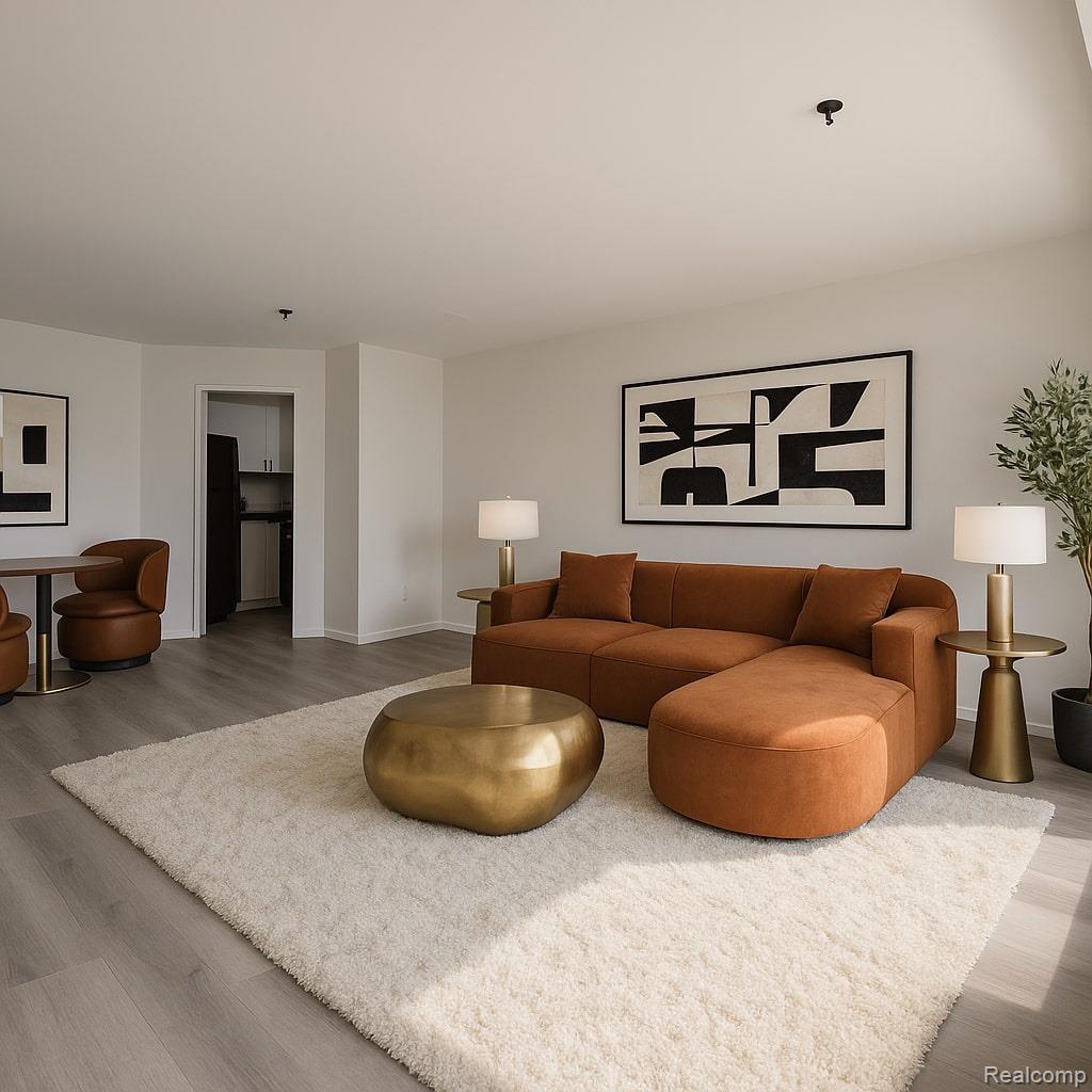 1001 W Jefferson Avenue 8G