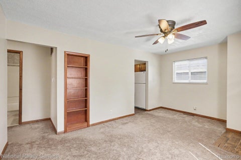 Tiny photo for 29 Doremus Avenue, Waterford Charter Township, MI 48328 (MLS # 20261069322)