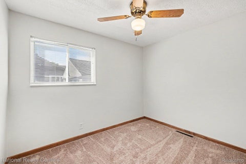 Tiny photo for 29 Doremus Avenue, Waterford Charter Township, MI 48328 (MLS # 20261069322)