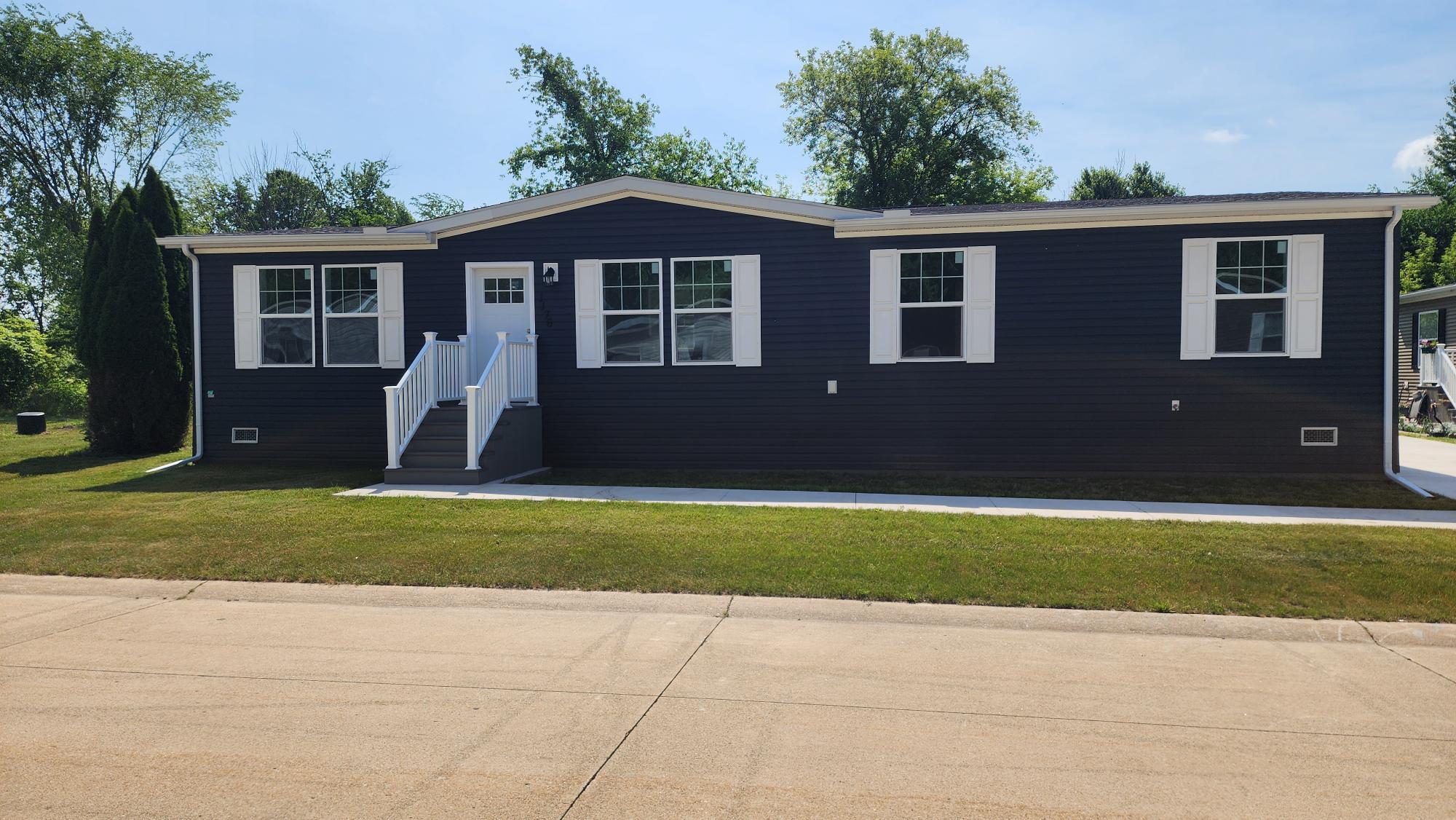 1176 Maple Leaf Court