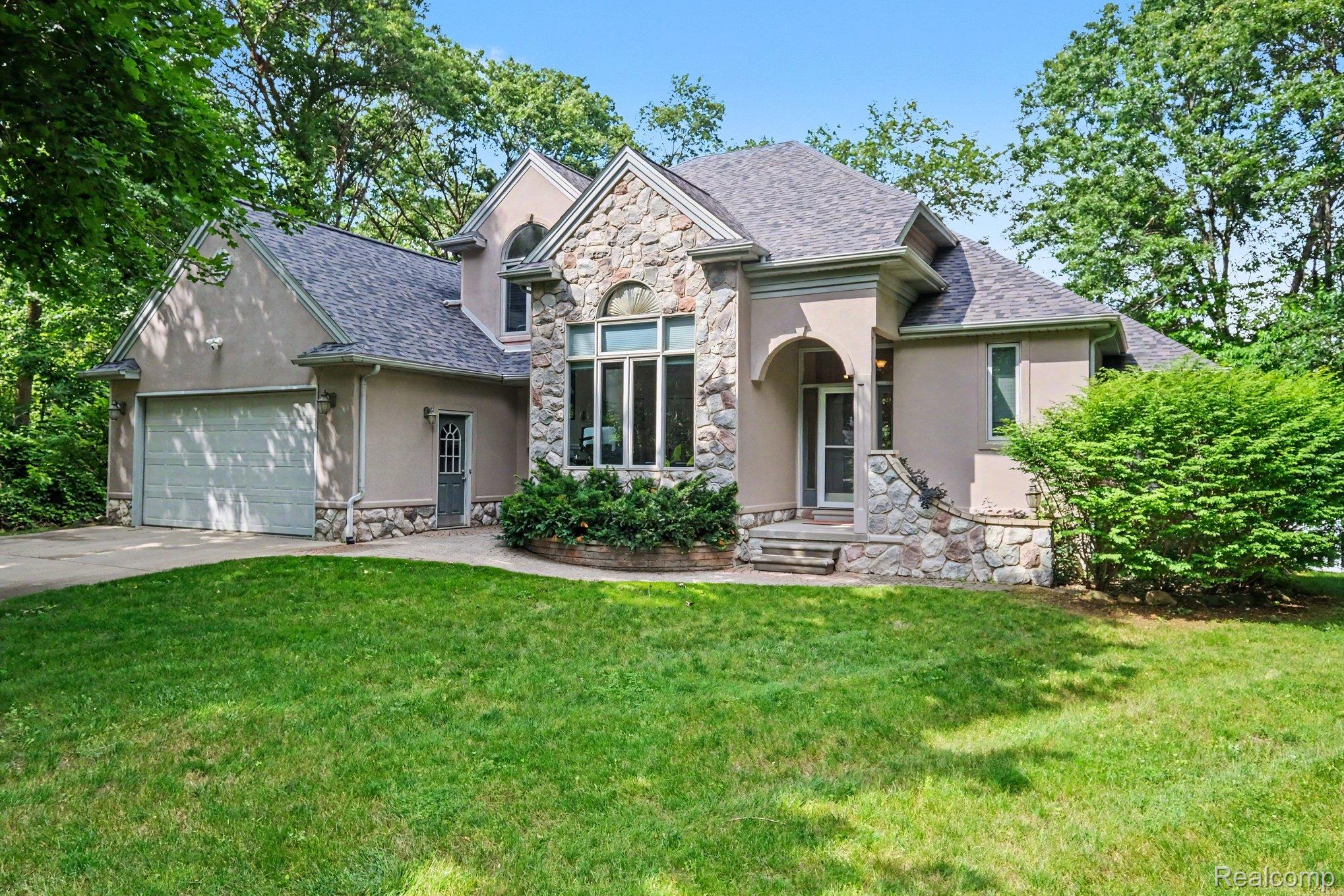 13445 Chateau Cove Drive