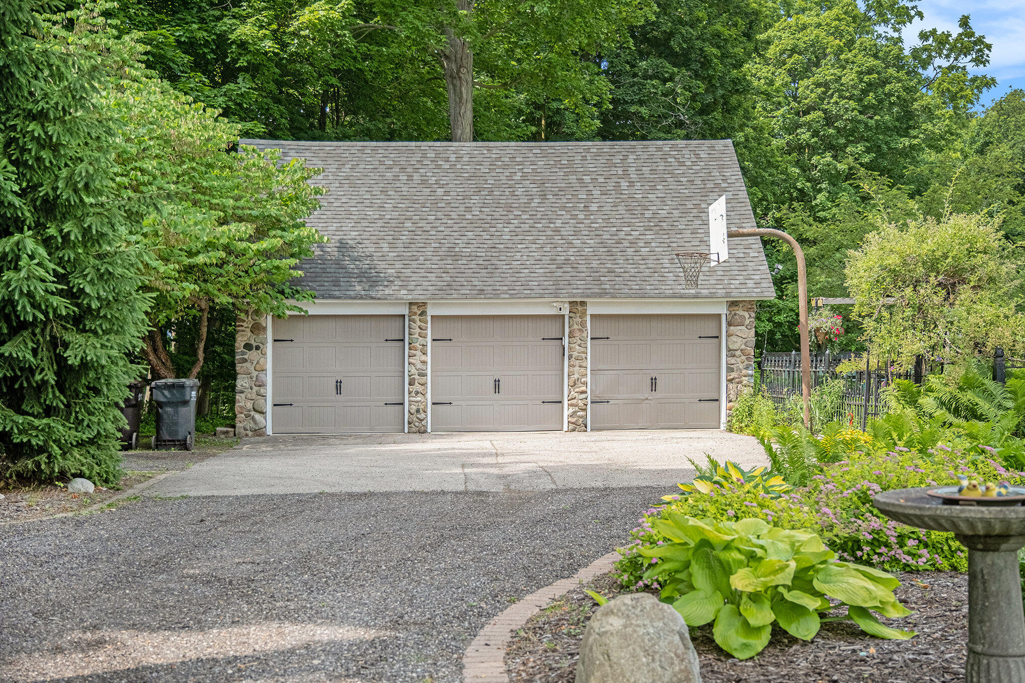 7940 N North Territorial Road