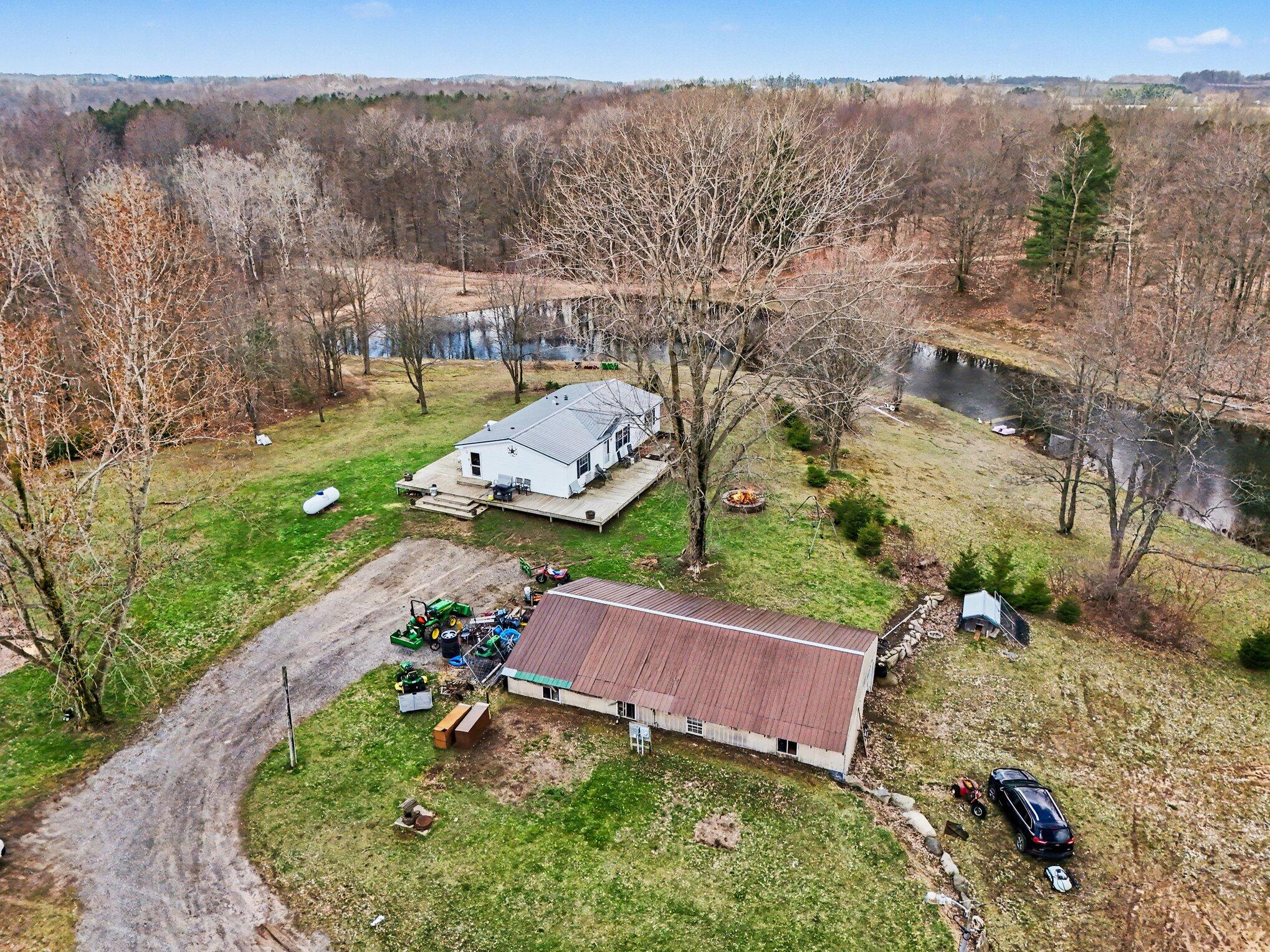 1723 W Warren Road