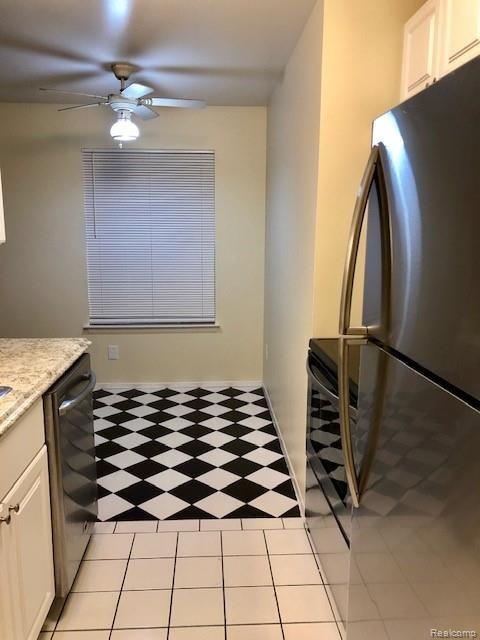 910 CHESTNUT HILL Drive