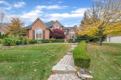 17944 RIDGEVIEW Drive Northville Township MI 48168