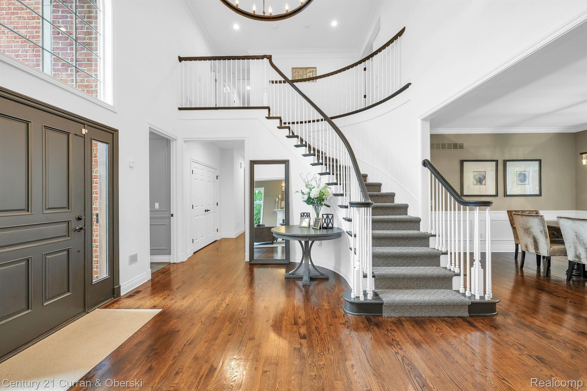 17944 RIDGEVIEW Drive