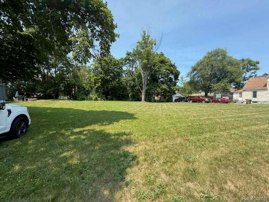 353 N PERRY ST, PONTIAC, MI 48342 - Image 59e5a30c70b9ff6a144458fb7b6fa48a/1573935542
