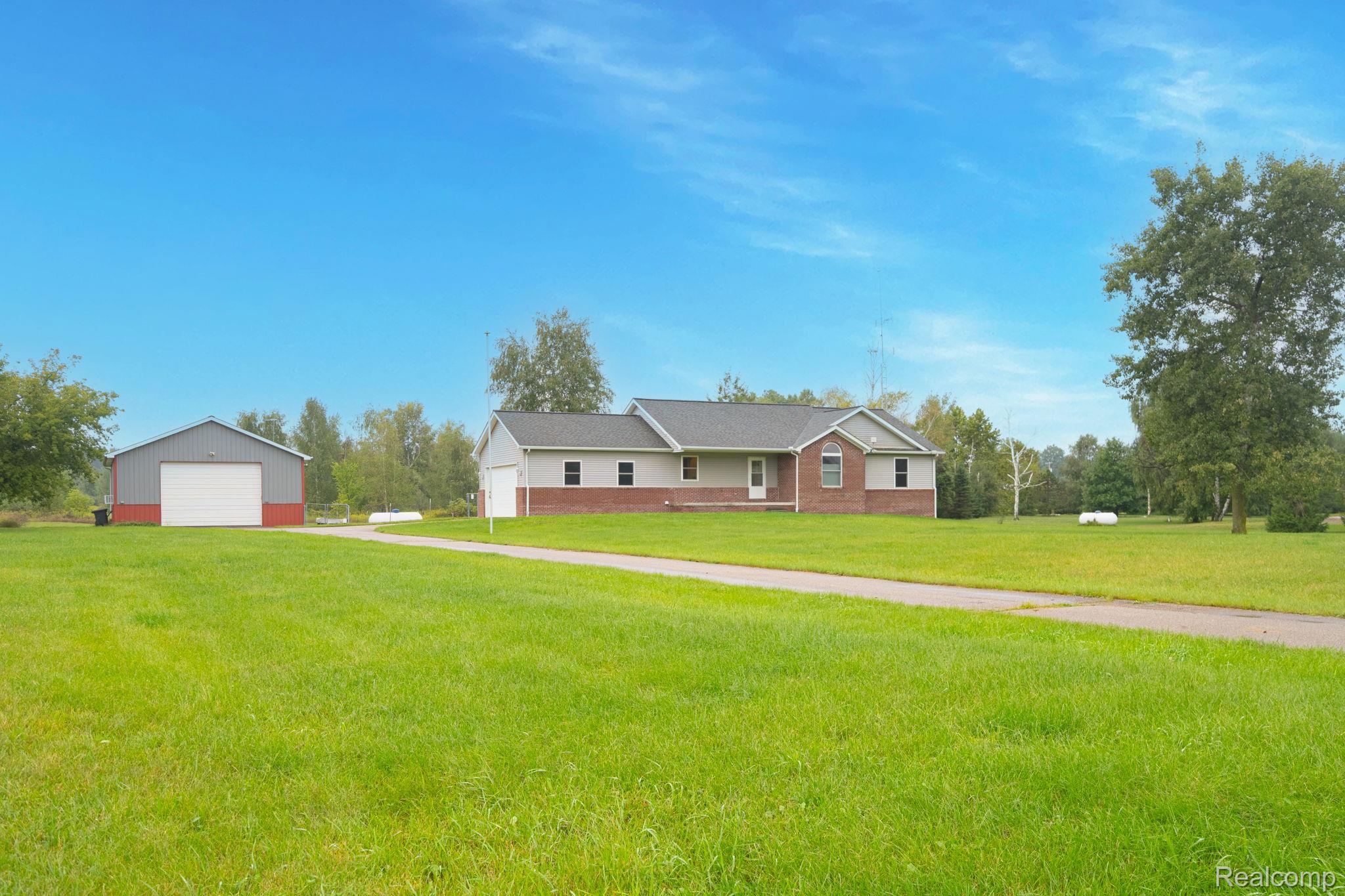4612 Curtis Road