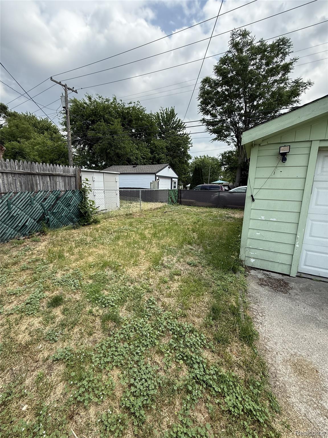 8412 Stephens Road