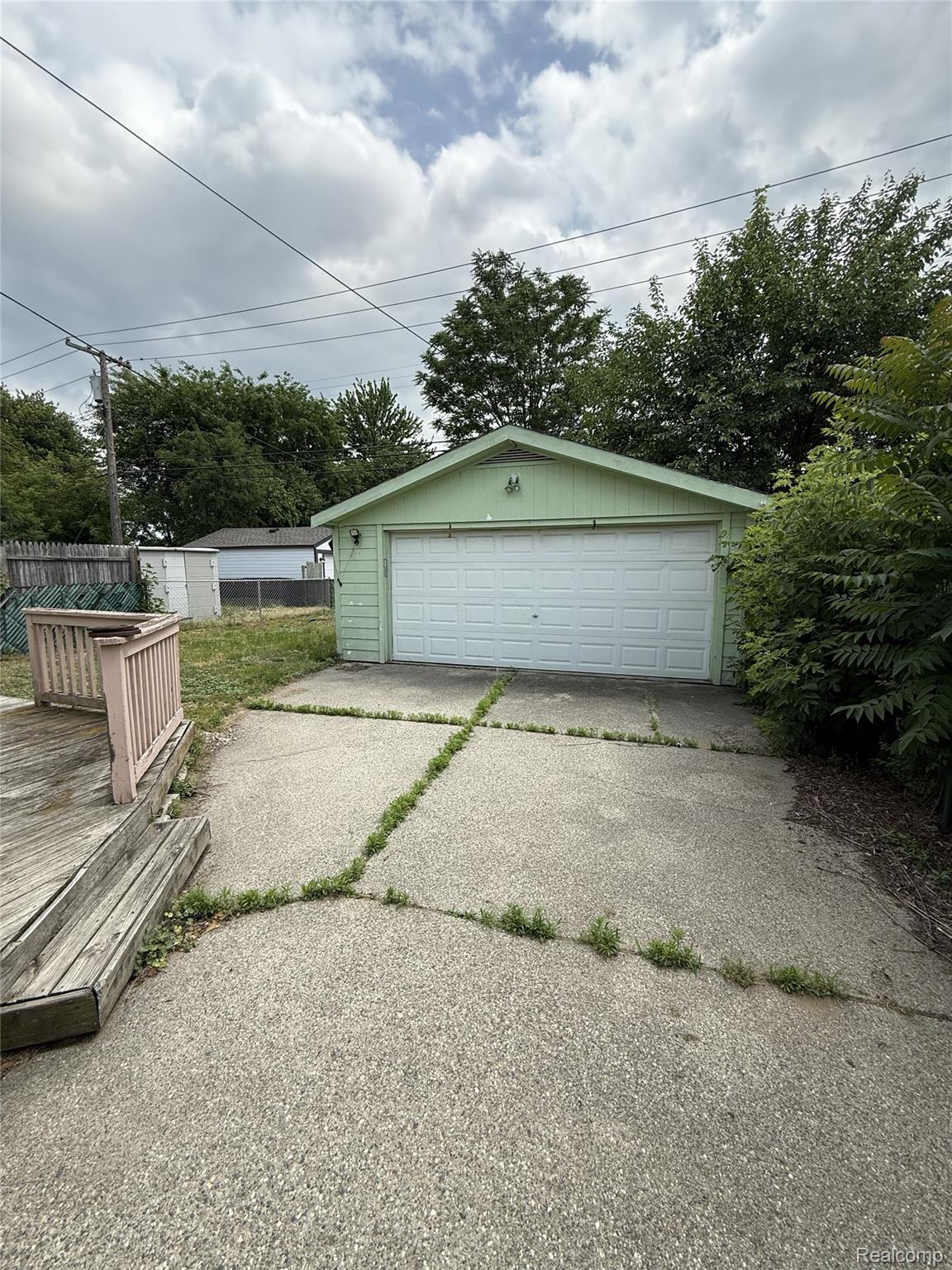 8412 Stephens Road