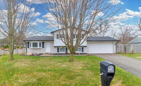 9121 SANDYSIDE Road White Lake Charter Township Oakland MI 48386
