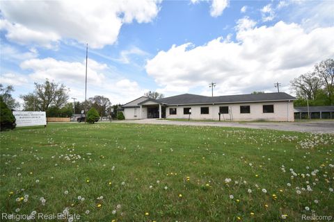 21900 Middlebelt Road Farmington City MI 48336
