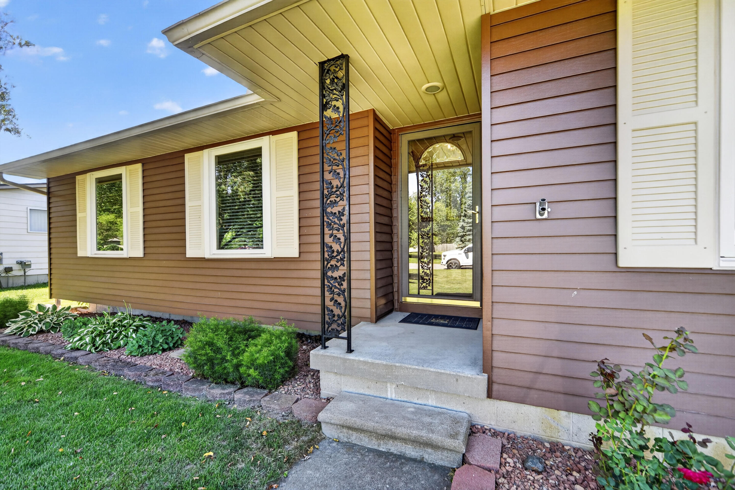 7108 Fairgrove Drive