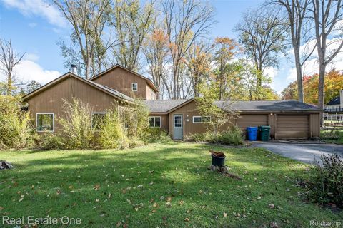 633 Appalachi Street Commerce Charter Township MI 48390