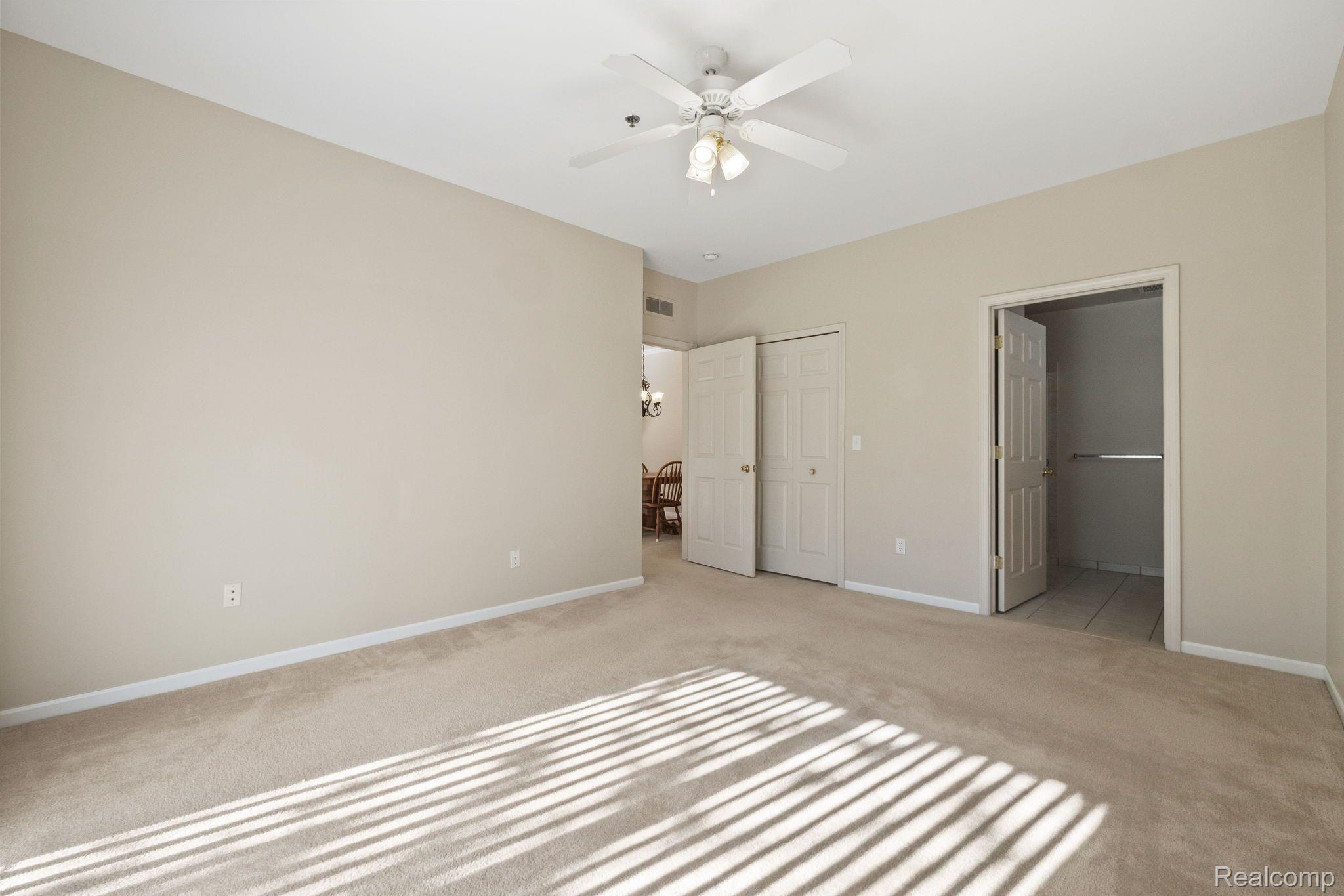 Rochester City, Michigan 48307, United States, 2 Bedrooms Bedrooms, ,2 BathroomsBathrooms,Residential,Active,125830