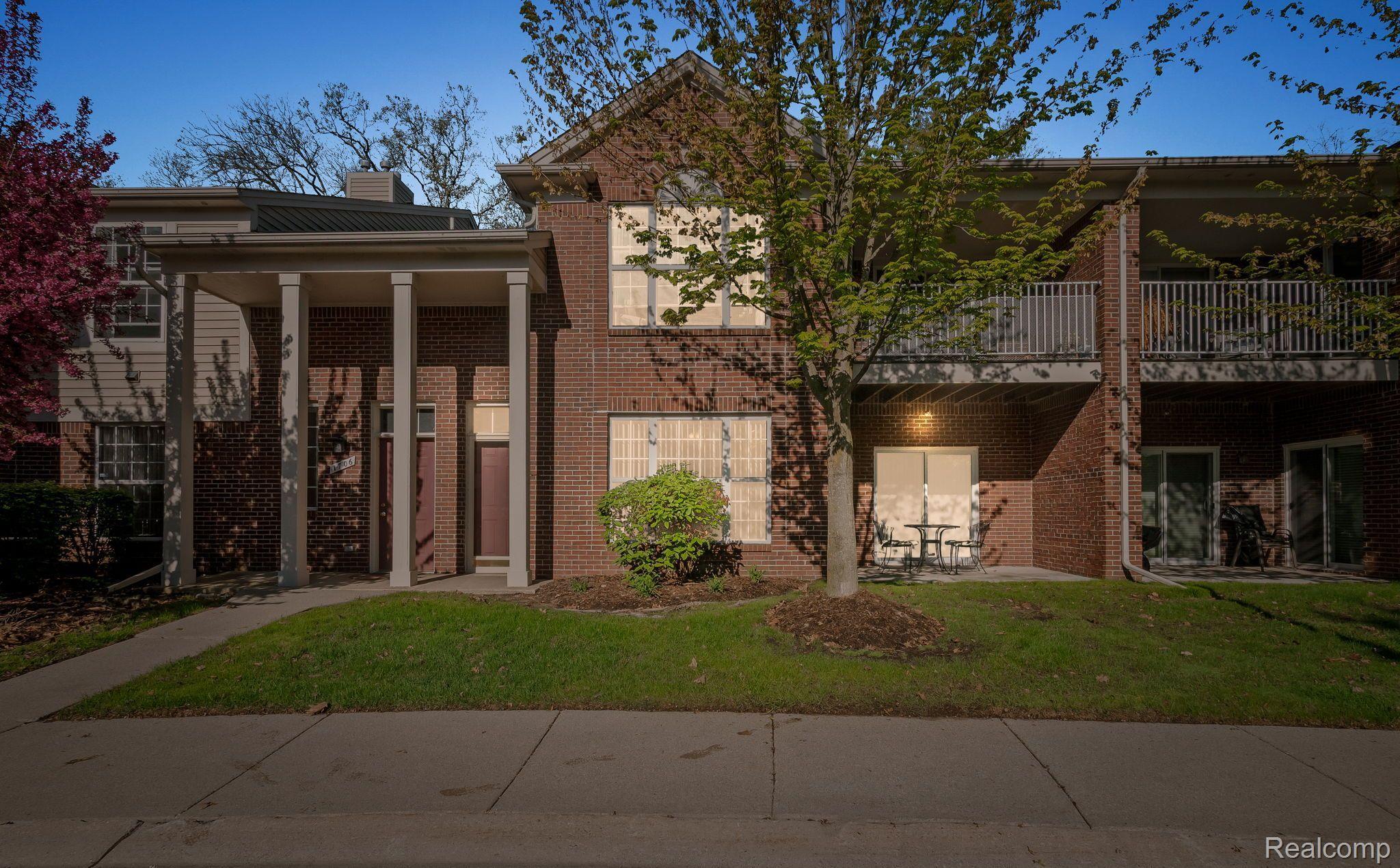 Rochester City, Michigan 48307, United States, 2 Bedrooms Bedrooms, ,2 BathroomsBathrooms,Residential,Active,125830