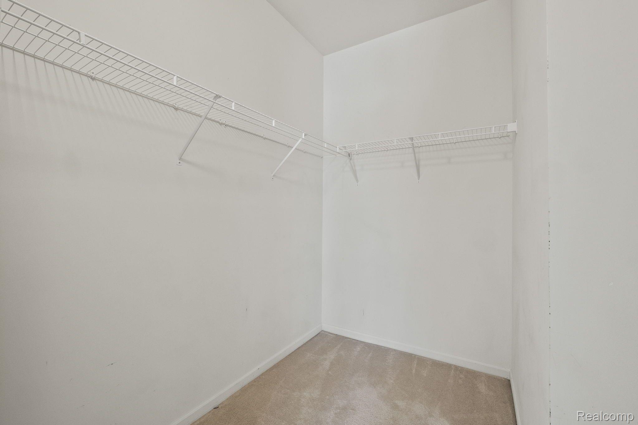 Rochester City, Michigan 48307, United States, 2 Bedrooms Bedrooms, ,2 BathroomsBathrooms,Residential,Active,125830