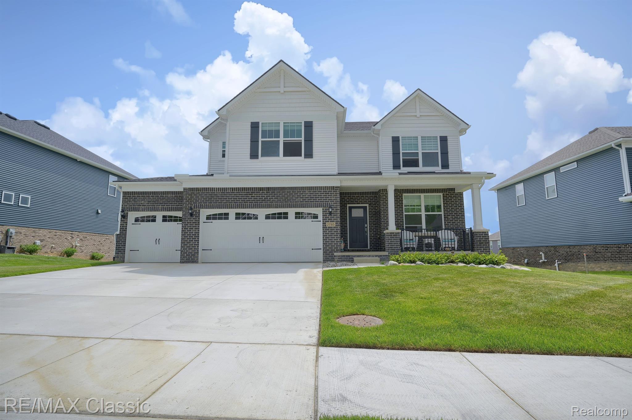 2785 Trillium Hills Drive