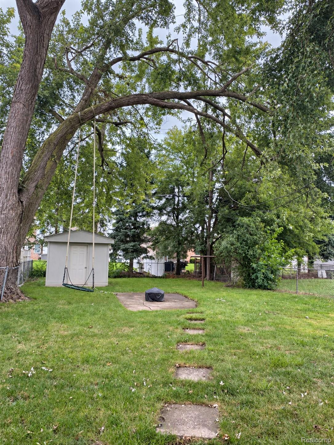820 Cloverlawn Boulevard