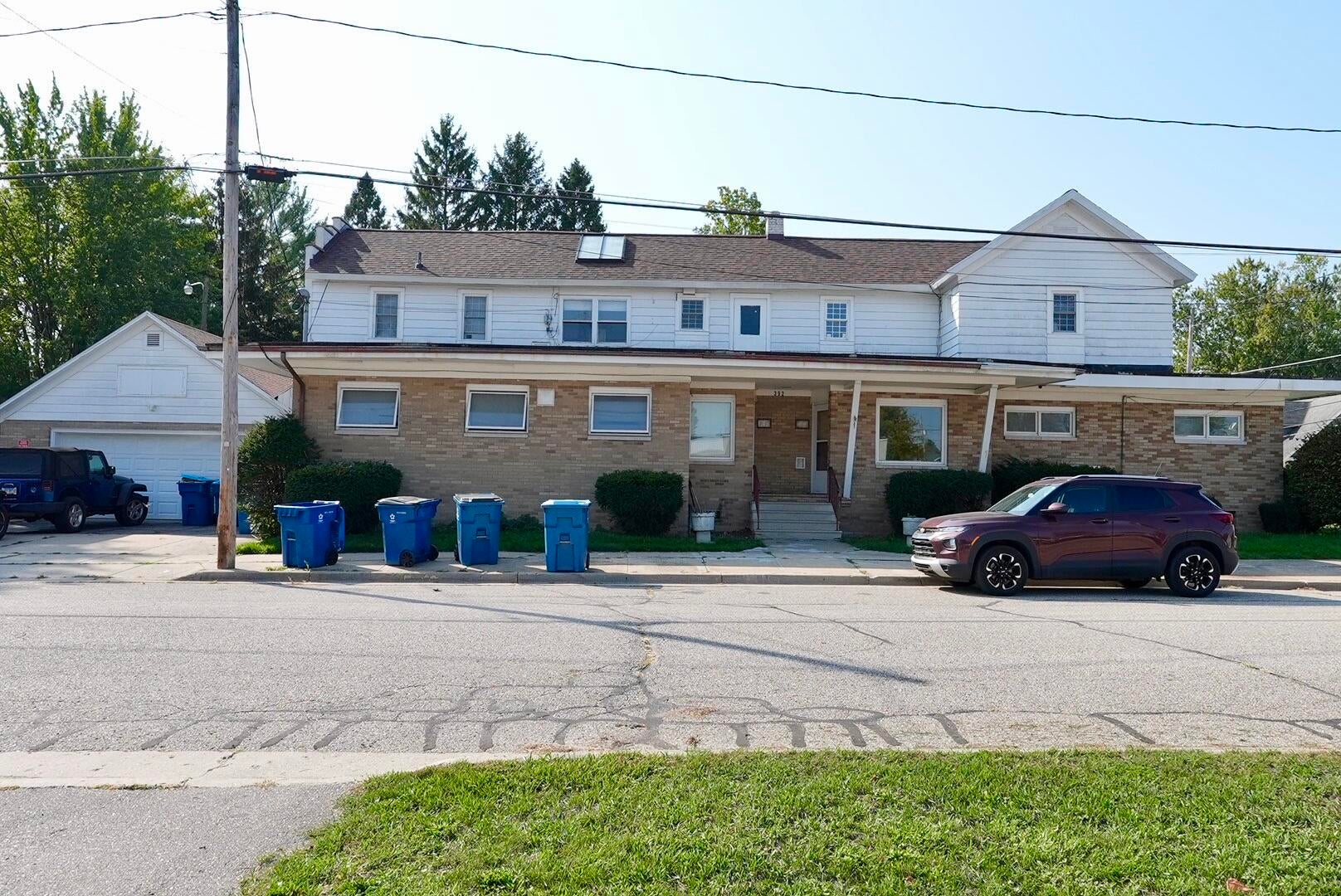 126 Eastmanville Street