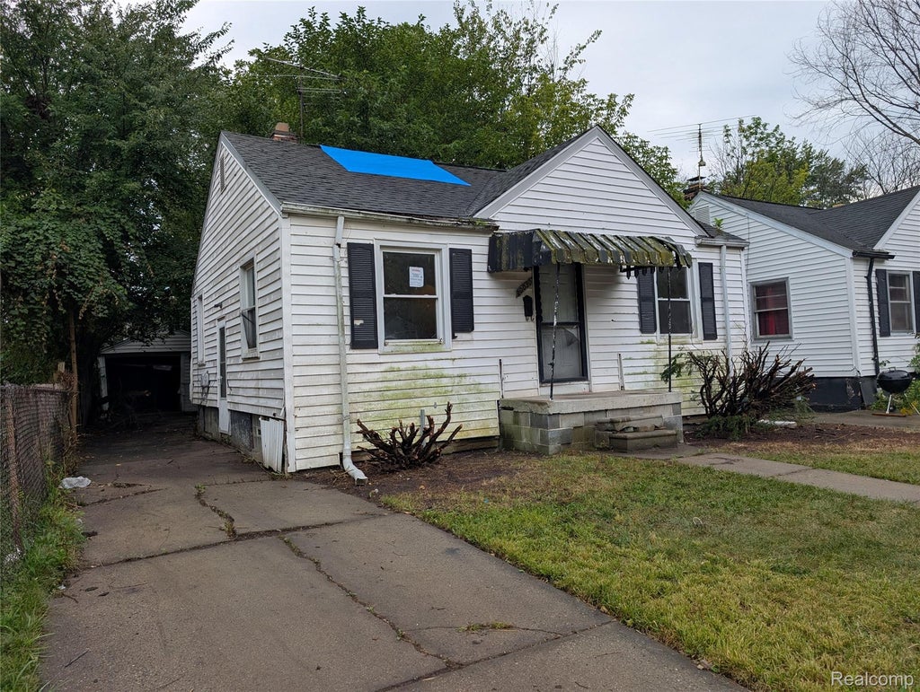 Photo of 20030 McCormick Street, Detroit City, MI 48224 (MLS # 20261071654)