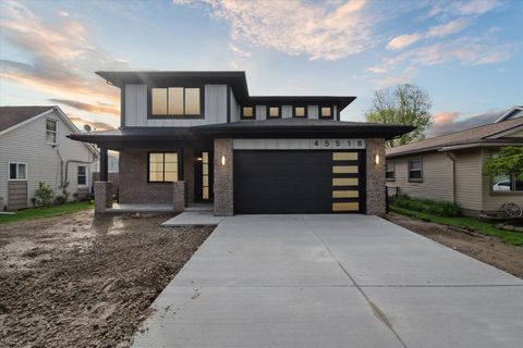 45518 JEFFERSON Avenue Chesterfield Township Macomb MI 48047