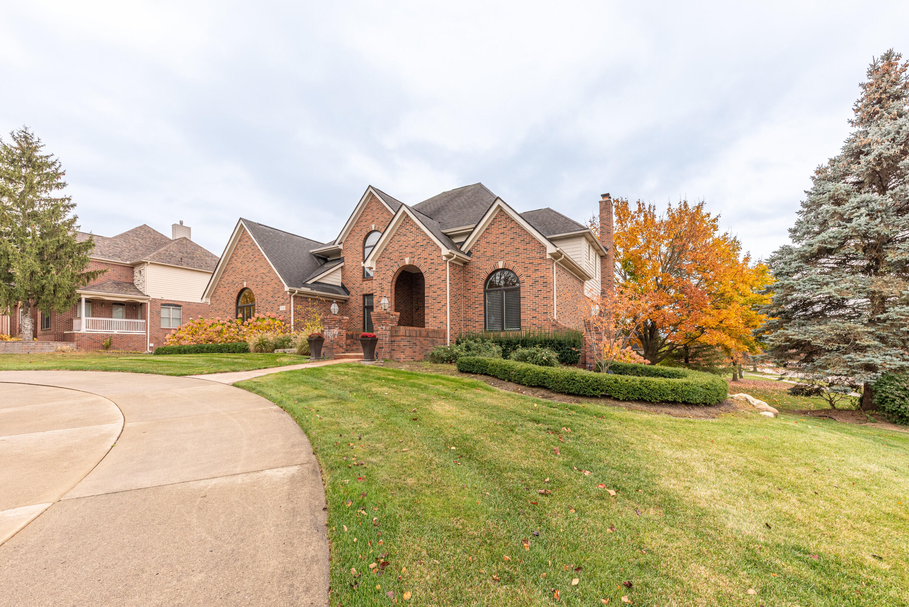 50045 Standish Court