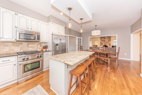 Tiny photo for 50045 Standish Court, Plymouth Charter Township, MI 48170 (MLS # 81025056638)