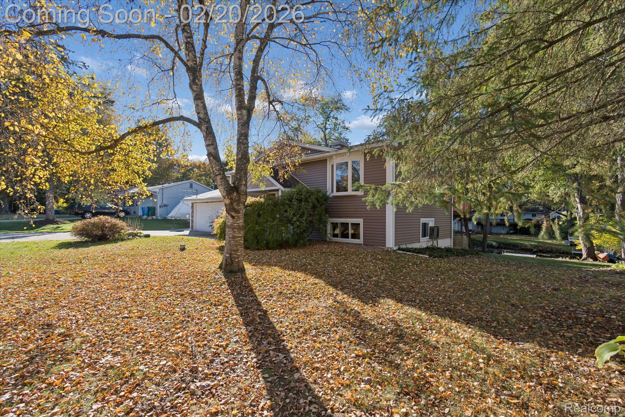 541 Crystalia Street