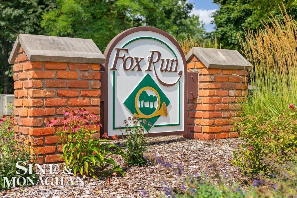 6798 FOX Lane