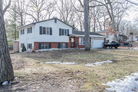 1175 Westlake Woods Drive Springfield City MI 49037