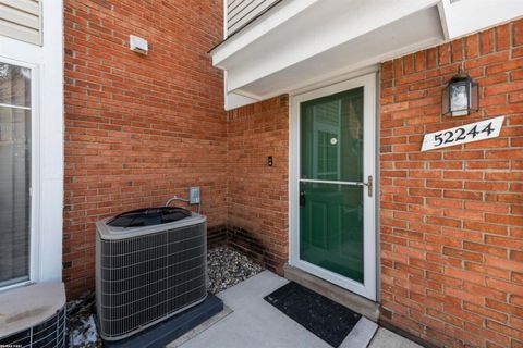 52244 STONERIDGE Drive Utica City MI 48042