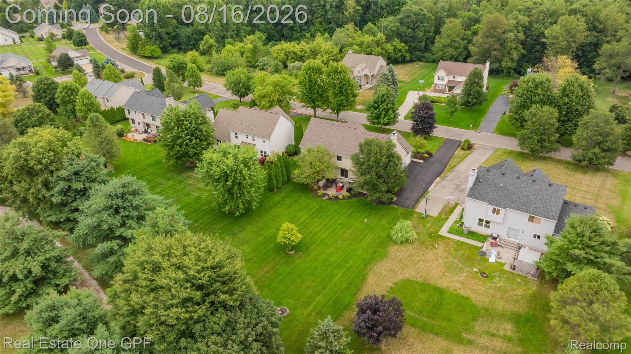 8922 Redstone Drive