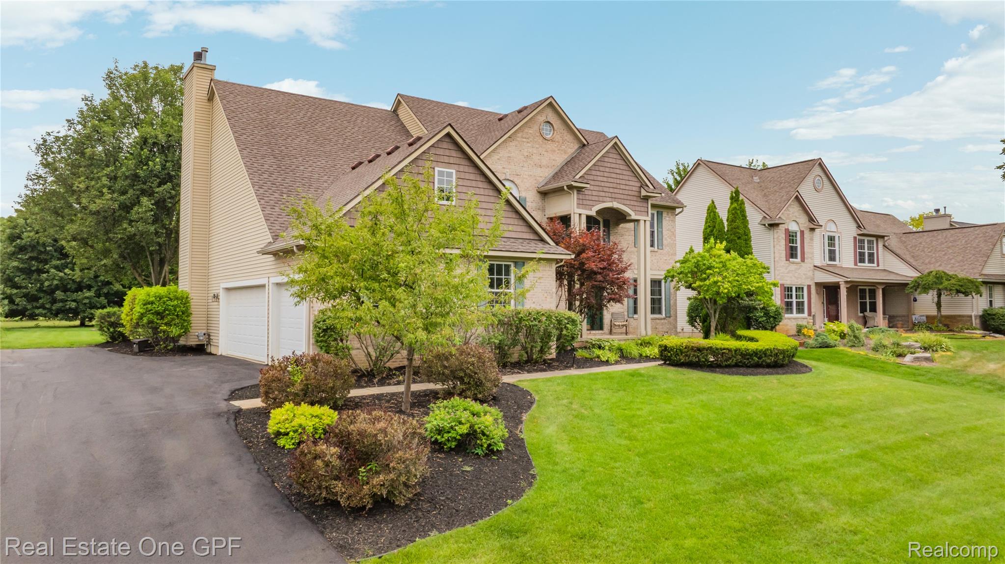 8922 Redstone Drive