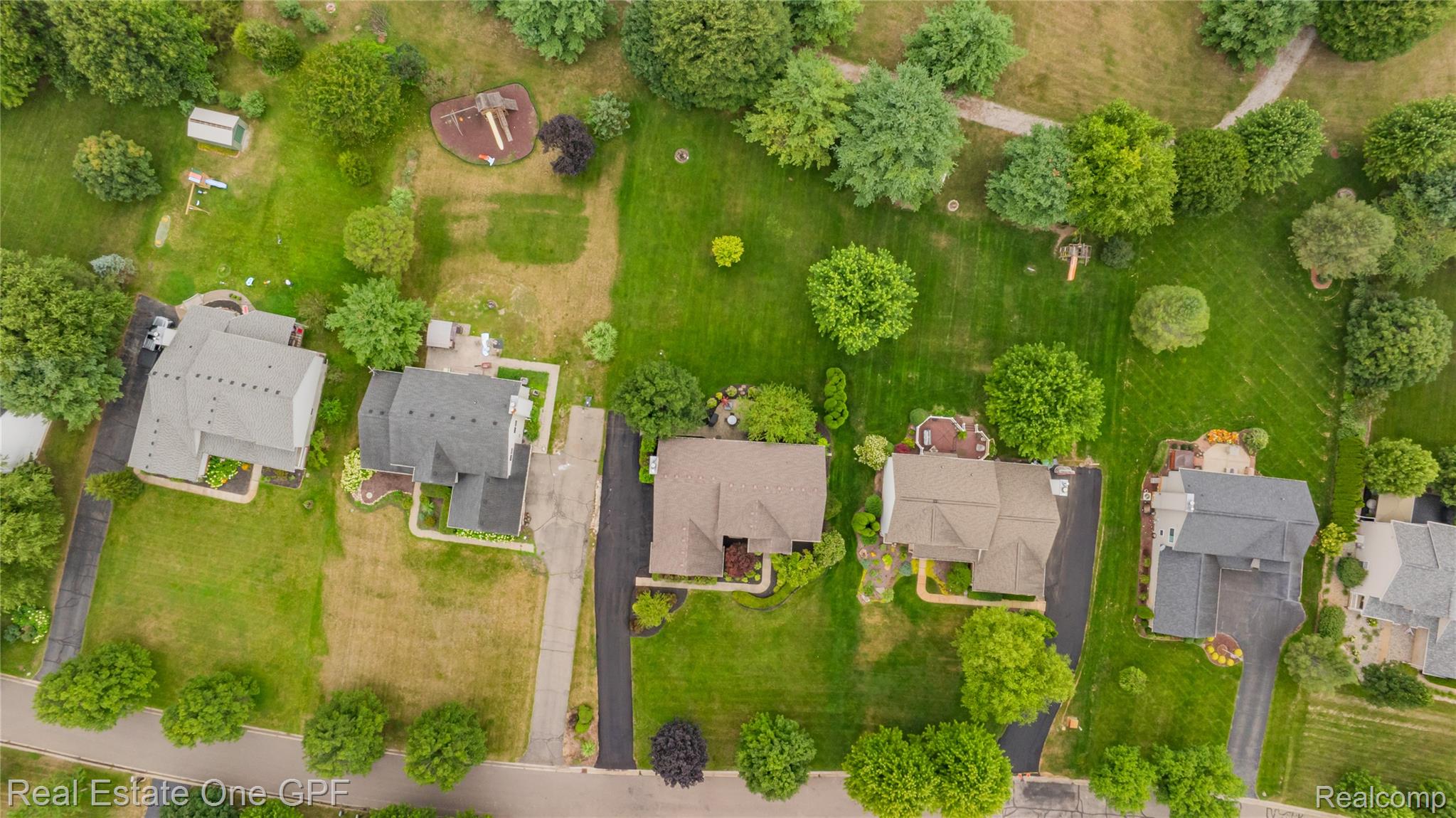8922 Redstone Drive