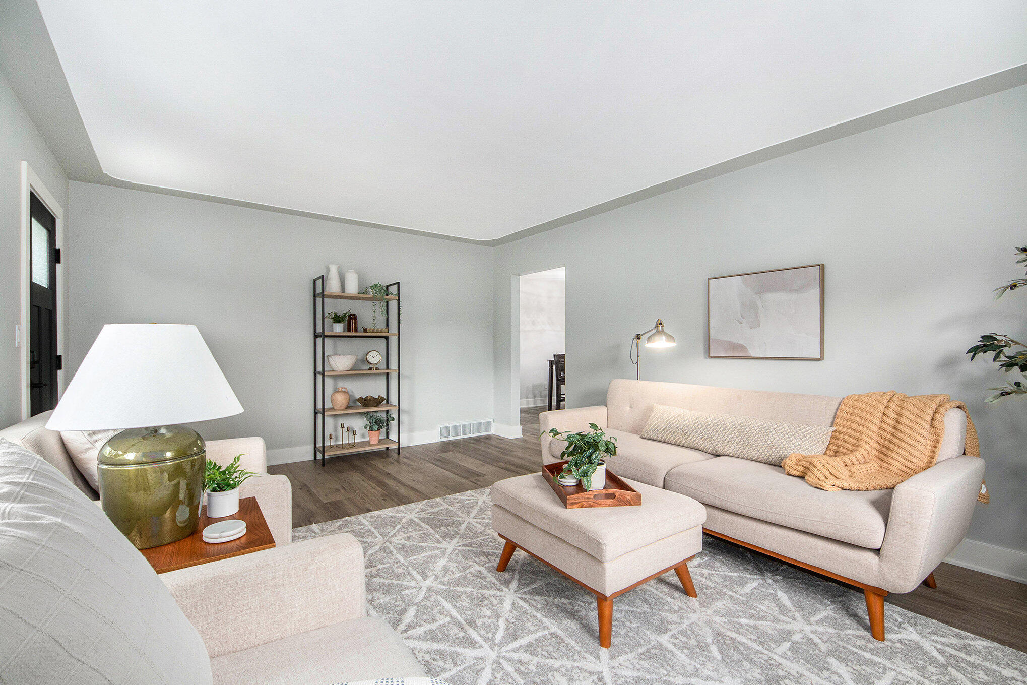 2016 Engleside Drive SE