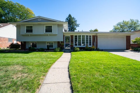 Photo for 1881 Evergreen Street