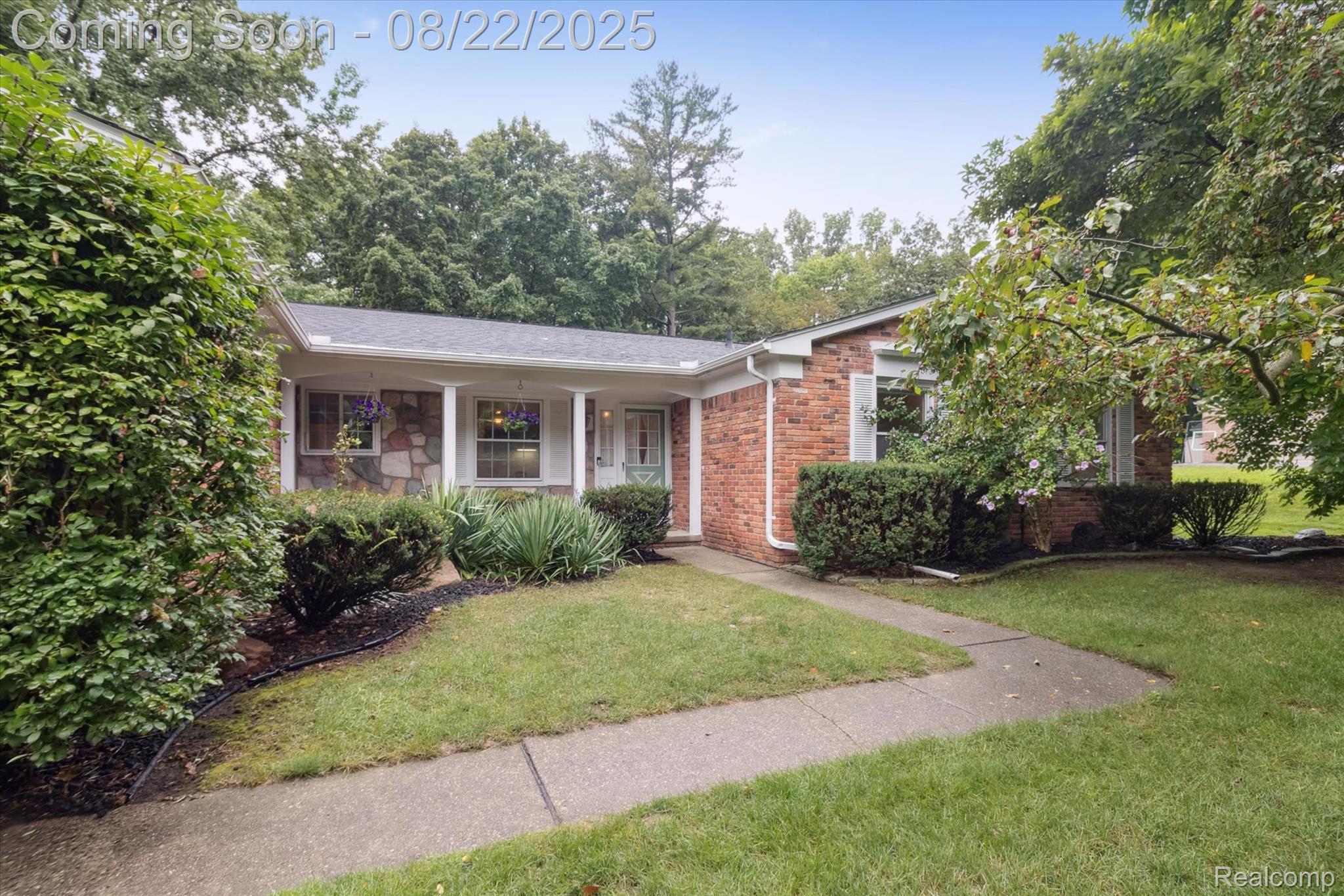 21111 Centerfarm