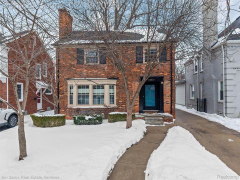 464 McKinley Avenue Grosse Pointe Farms City MI 48236
