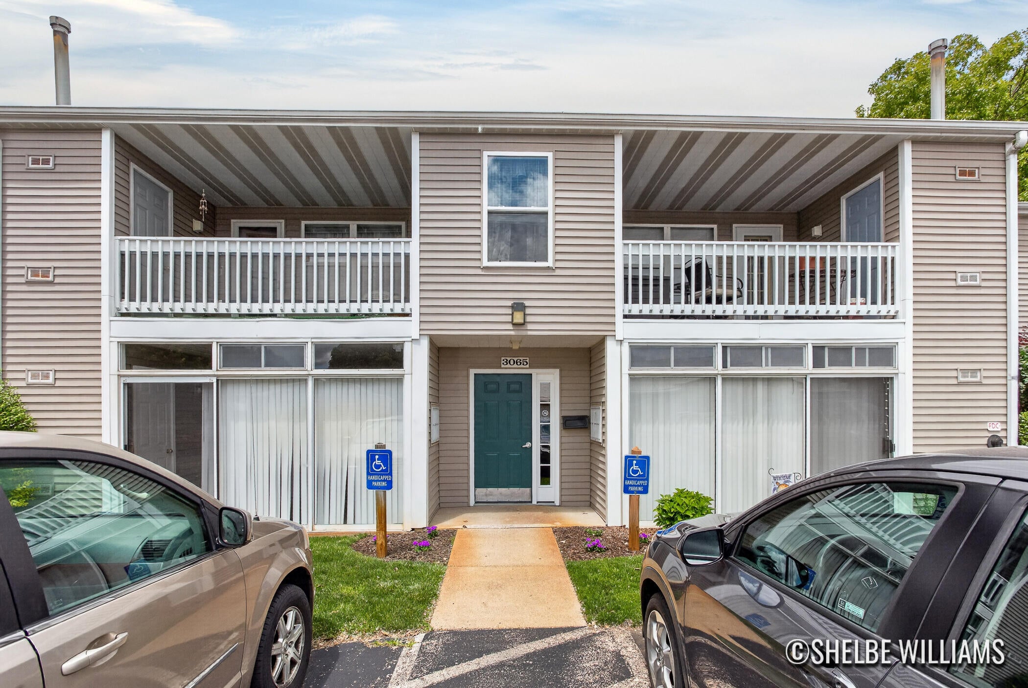 3065 Poplar Creek Drive SE 104