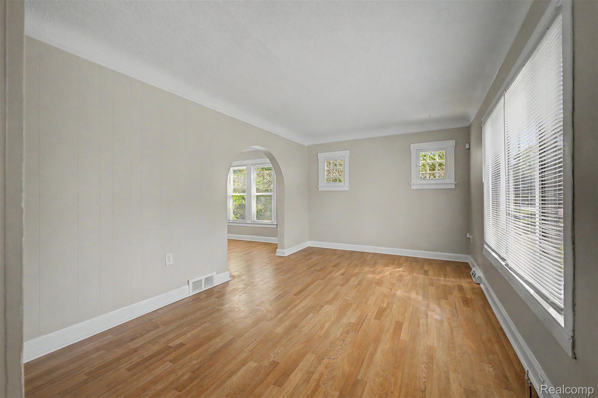 1301 E Muir Ave.