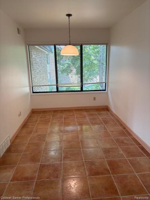 2120 Pauline Boulevard 305