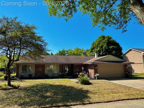 Photo of 668 Randall Drive, Troy City, MI 48085 (MLS # 20261069229)